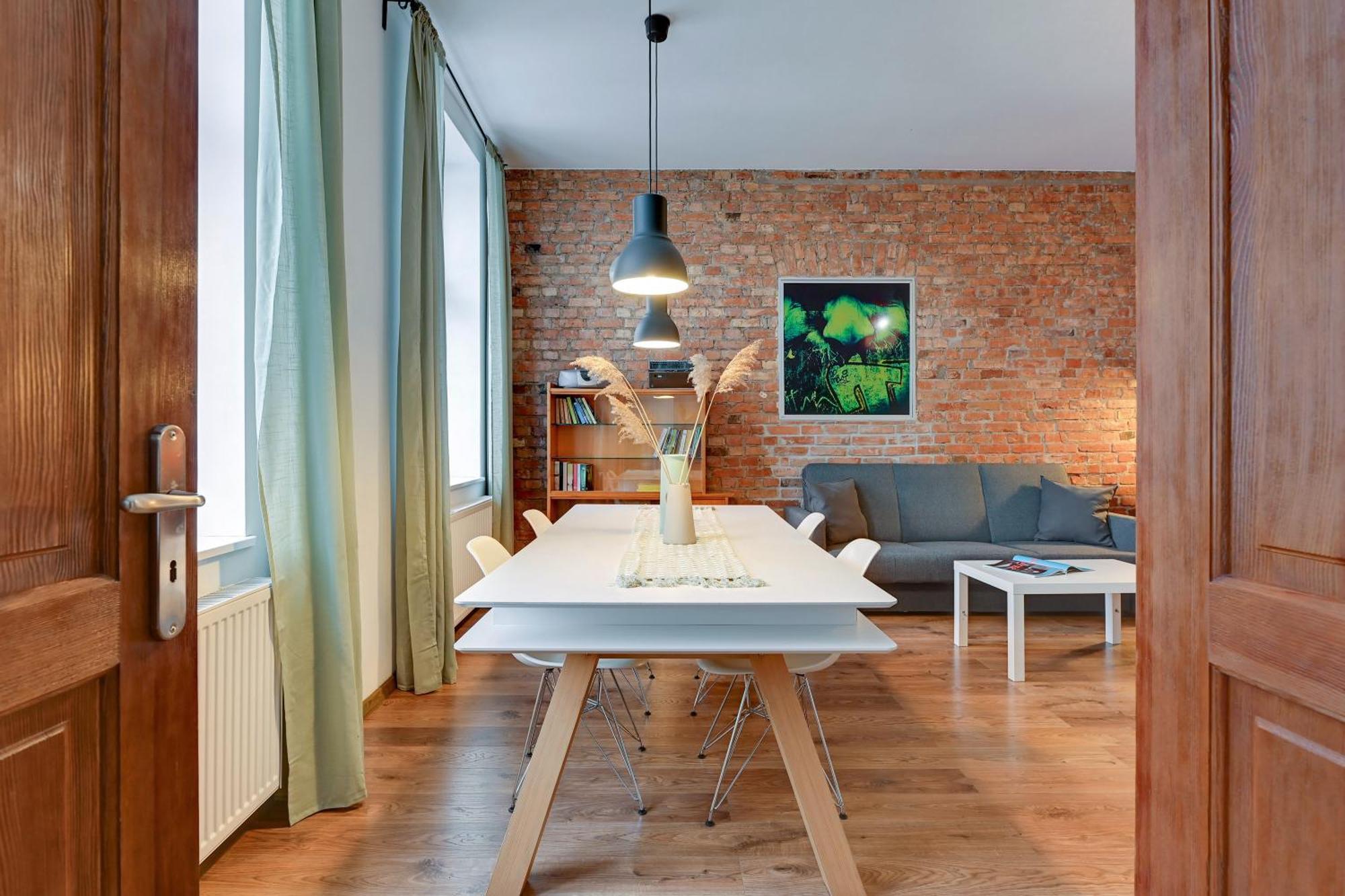 City Center, Art House & Family Stay By Downtown Apartments Gdansk Ngoại thất bức ảnh